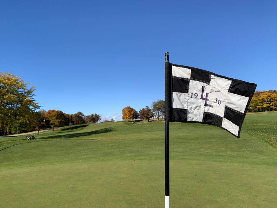 golf flags for golf courses